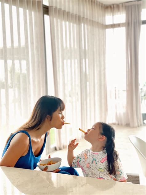 Hà Anh gây lú với khoảnh khắc trông như nude netizen nhìn mà hồi hộp thay cho người ở dưới