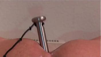 Consolador De Acero Enterrado En El Culo XVIDEOS
