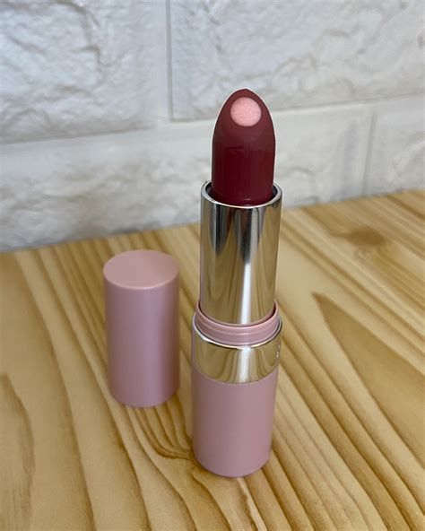 Batom Matte Hydramatic Avon cor Nude Irresistível Resenha
