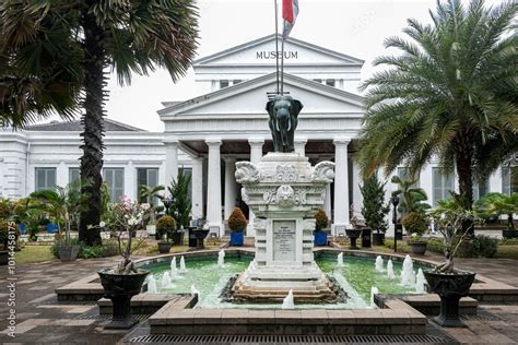 museum nasional indonesia  museum gajah  front   museum
