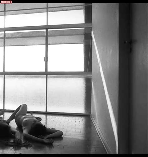 Quando o Céu Desce ao Chão nude pics page