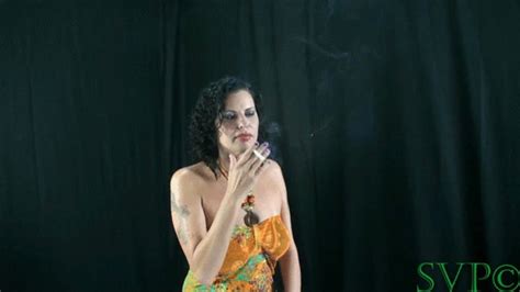 F My Beautiful Big Tit Gilf Stepmom While She Smokes FULL VERSION Hot GILF