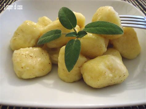 Gnocchi Di Patate Ripieni Ai Formaggi Ricetta Primo Piatto Per Natale