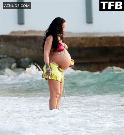 Rihanna Sexy Seen Showing Off Her Tits In A Bikini Top At The Beach In Barbados Aznude