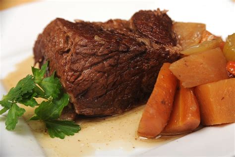 Slow Roast Tender Beef at Alton Phelps blog