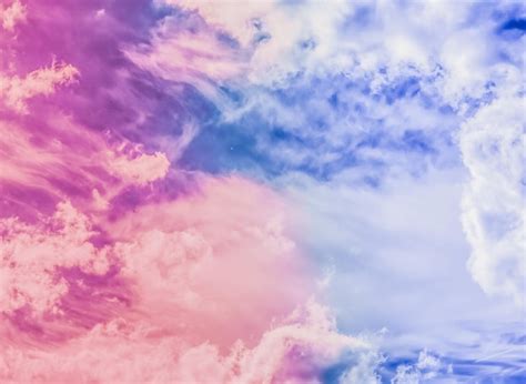 Cielo surrealista de ensueño como fondo de colores pastel de fantasía