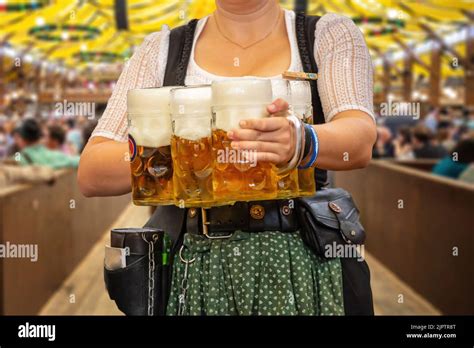 Traditionelles Bierfest Fotos Und Bildmaterial In Hoher Aufl Sung Alamy