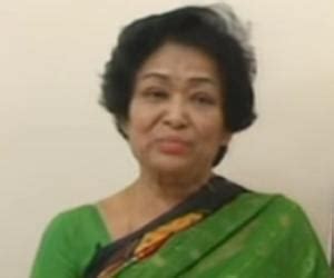 Shakuntala Devi Biography - Childhood, Life Achievements & Timeline