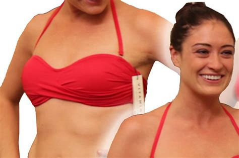 Reasons Bikini Shopping Is The Absolute Worst