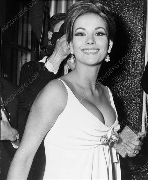 Gorgeous Claudine Auger At Some Event 8b20 7081 Abcdvdvideo