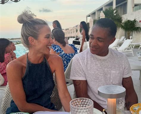 Amy Robach Soaks Up The Sun In Hot Pink Bikini On Getaway With T J