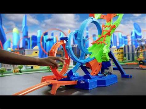 Hot Wheels Action Loop Crash Out Track Set BIG W
