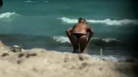 Lesbian Girls Caught Together On A Beach Tnaflix