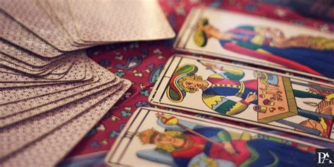 Как гадать на картах Таро? Как научиться гадать? | "РА" - Эзотерика и ...