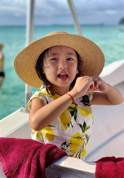 Hoa H U H Ki U Anh Di N Bikini G I C M Khi C Ng Gia Nh V Gi Ng My I Du L Ch Palau