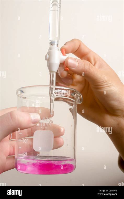 Titration sodium hydroxide High Resolution Stock Photography and Images ...