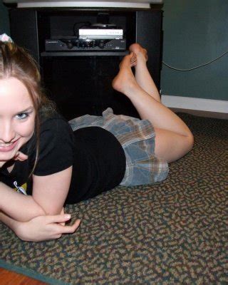 Cute Teen Shelby Shows Off Her Perky Tits As She Strips Naked And Rubs Her Wet Pussy Porn