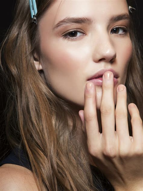 Unghie Nude Tante Idee Per Una Manicure Sofisticata E Senza Tempo The Wom Beauty