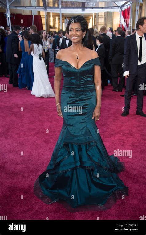 7 Hot Sexy Ebony Jones Avery Bikini Pics