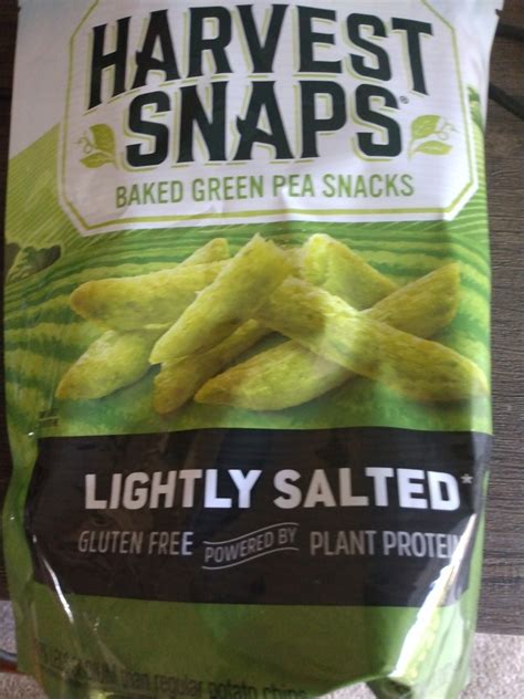 Review of Harvest Snaps Baked Green Pea Snacks - Delishably