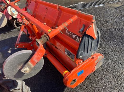 Tractors KUBOTA L1 38 FARM MART