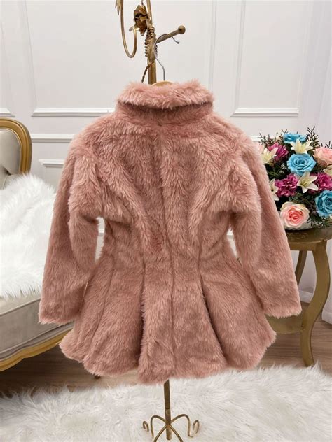 Casaco Sobretudo Infantil Pêlo Rose Nude Luxo Elo