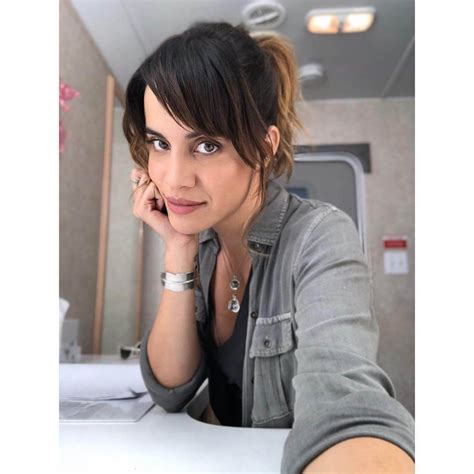 30 Hot And Sexy Natalie Morales Pics 12thBlog