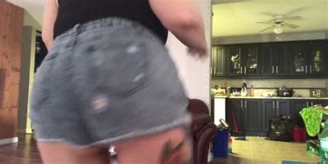 BBW Strip And Play Tnaflix