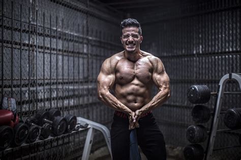 Shredded Body Wallpaper