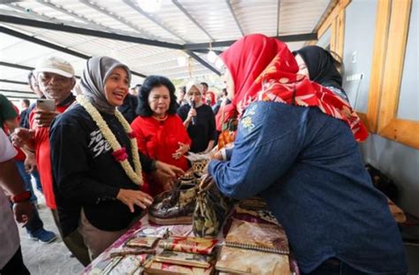 Ketemu Atikoh Pelaku Umkm Tegal Mengaku Bersyukur Bisa Rasakan Manfaat