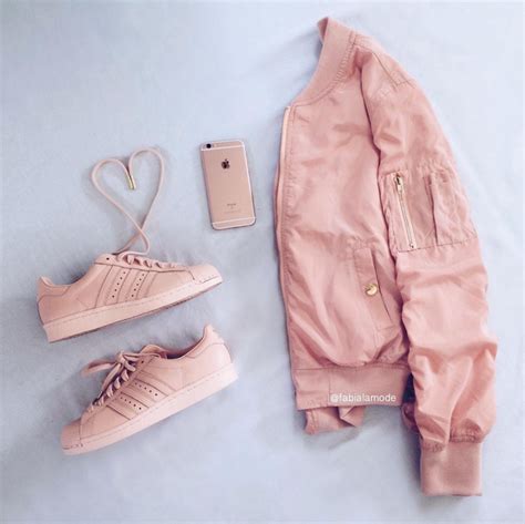 M Cho H I Con G I Xem Ng Sneaker M U Nude N Y M B O C N O C Ng H H T I Mua Ngay