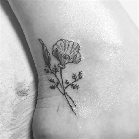 How Look Fascinating Minimalist California Poppy Tattoos
