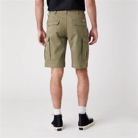 District Concept Store WRANGLER Casey Cargo Shorts Lone Tree Green