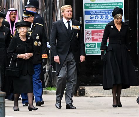 La princesa Beatriz el rey Guillermo y la reina Máxima de los Países