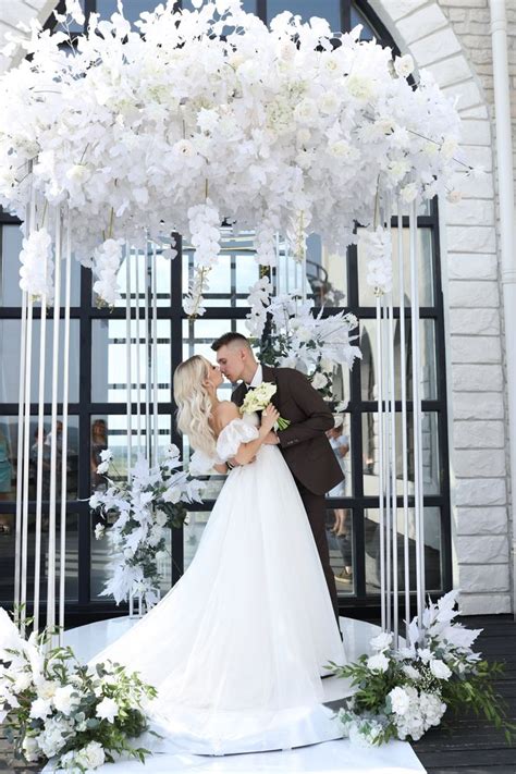 Pin by Belannast on Свадебная арка | Dream wedding decorations, Wedding ...