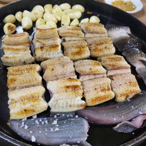 부산 녹산 장어 소금구이 맛집 직접 양식해서 기른 싱싱한 민물장어 소금구이가 맛있는 장룡수산 본점 네이버 블로그