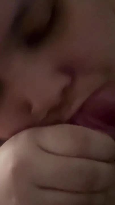 Free Tongue Blowjob Porn Videos Xhamster