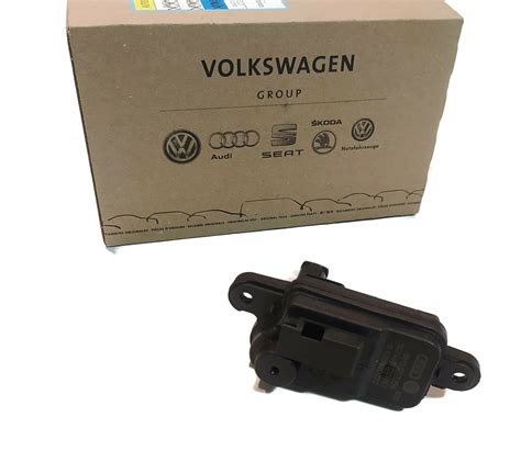 Siłownik klapki wlewu paliwa SEAT VW SKODA | 8V0862159 | VAG247.com VW ...