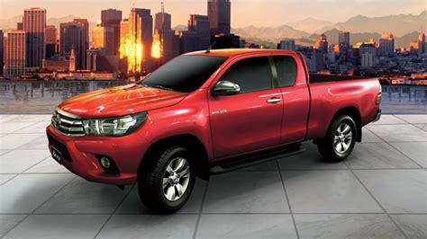 TOYOTA HILUX REVO SMART CAB 4X2 2 4G Eversuccess Auto