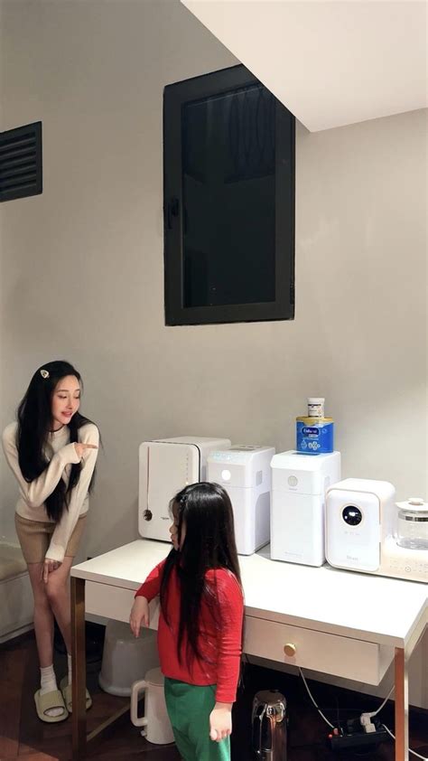 Hot mom con flex độ giàu có bằng chiếc máy team bỉm sữa nhìn