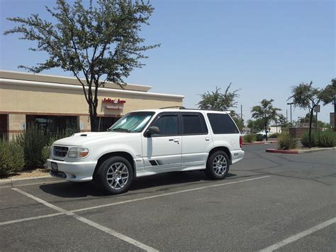 Ford Explorer Saleen Xp6 Genho