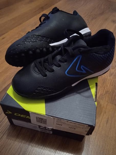 Бутсы 28 размер, 700 руб. | доска объявлений | ВКонтакте