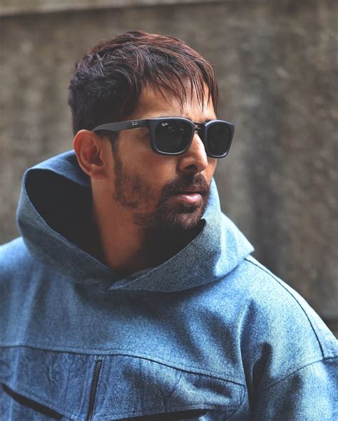 Harshvardhan Rane : Net Worth, Height, Weight, Age, Affairs, Wiki