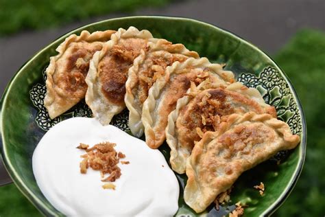 Pierogi z kaszą i grzybami Wjazd na kuchnie