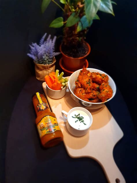 Damn Hot Wings Mic S Chilli