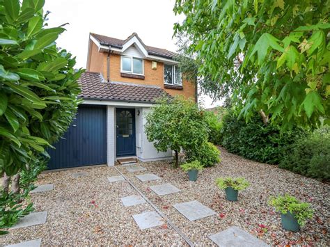 3 Bed Detached House For Sale In The Crunnis Bradley Stoke Bristol