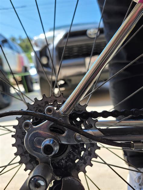 rear wheel  sliding    dropout   drive side