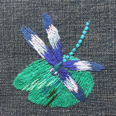 #embroidery #цветы #jeans #вышивка_на_джинсах #новая_жизнь_старого ...