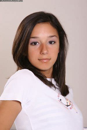 Playful Pussy Lips XXX Dessert