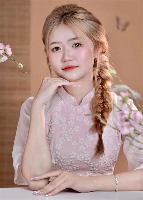 M M N Tr C Nhan S C Hot Girl Ho B Nh Titanic N I M I Th C Chia S